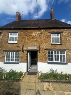 The Red Lion - Northampton - 5