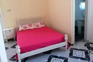 Villa - Sleeps 10 & Free Parking - 0