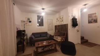 Home & Wine CB - 4