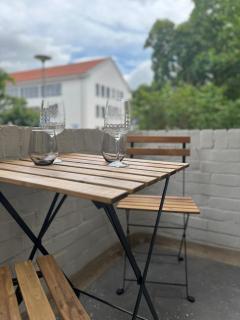 Business, Family & Friends I zentrumsnah l ruhig I Balkon I Waschmaschine - 2