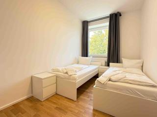 AM1237 moderne Monteurwohnung mit Balkon - 7