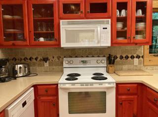 Ruby Cabin at Splendor Mountain - 3