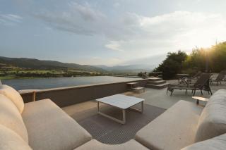 Masia Boutique con Infinity Pool - 8