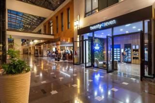 Maritim Hotel Düsseldorf - Düsseldorf - 8