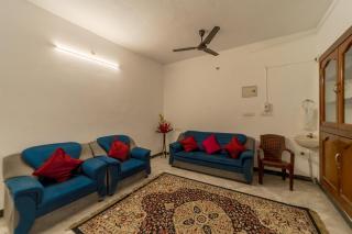 Varsha Homestay with Kitchen, Opposite Botanical Garden, 500 meters from New Bus Stand, Railway Station, and Rock Beach, Pondicherry - 8