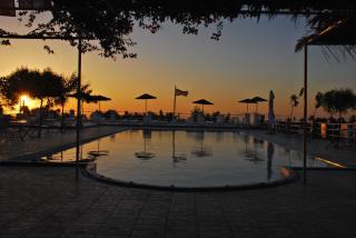 Santorini Camping/Rooms - Fira - 2