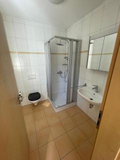 Große gemütliche Ferienwohnung Landshut, 24-7, WLAN, Parkplatz, Top ausgestattet - 1