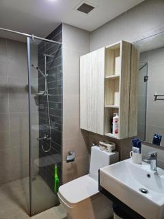 Stylish & Relaxing Apartment - 2