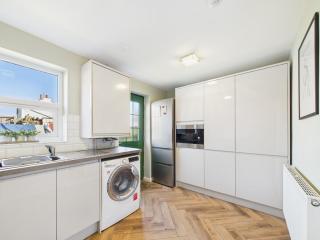 A perfect stay close to picturesque nature reserve - 6