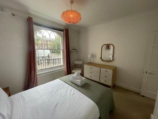 Charming & Central 2BD Flat - Islington - 7