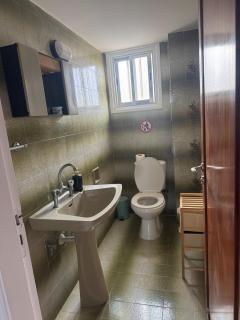 3 Bedroom Apartment in Paphos Center - 4