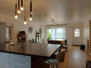 Maison spacieuse avec piscine à La Bazoche-Gouet - 5