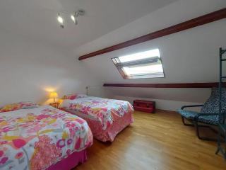Maison spacieuse avec piscine à La Bazoche-Gouet - 2