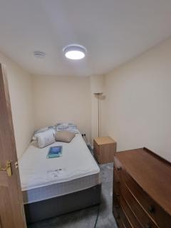 Brilliantly Located 2BD Flat Heart of Edinburgh! - 9