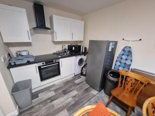 Brilliantly Located 2BD Flat Heart of Edinburgh! - 8
