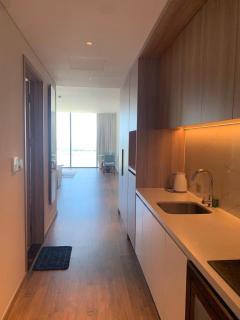 A La Carte Hạ Long - Sea view Apartment - 2