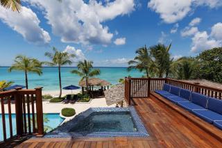 Newly Renovated Notos Cove Villa Property - 8