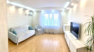 Apartment near the center Затишна квартира в центрі - 7
