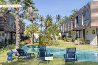 Duplex luxo em condomínio ao lado da praia - 0