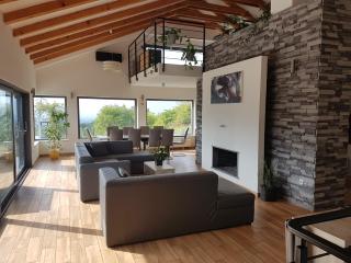 Villa Grey - 8