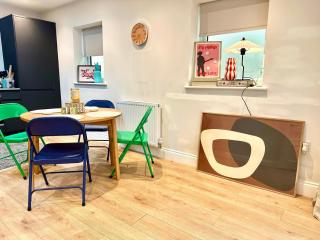 Norman Road Rocks Too! - 4