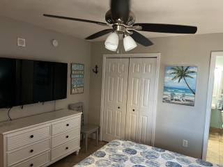 Panama City Beach, Beach Front Condo 207 - 3