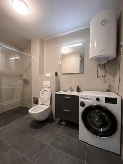 I&I Tesla 2Bedrooms - 5
