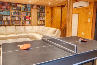 Luxe Pocono Retreat! Pet Friendly Hot Tub, Firepit, Sauna, Game Room, Fireplace, Ski, BBQ, Lakes, Pool Tennis Fishing - 4