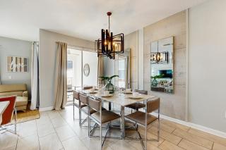 Sunshine & Storybook Stays - 4