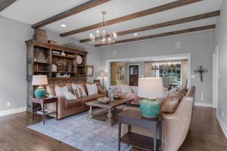 Oak Hill Haven - 7