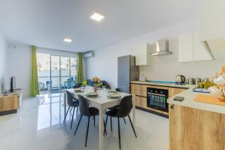 Brand New Apartment 3Bdr 2 Bth Block B - 3