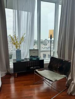Cosy High View Apartment - 8