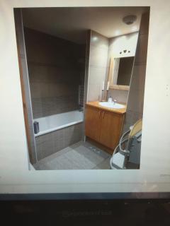 Appartement cosy avec jacuzzi privatif - 3