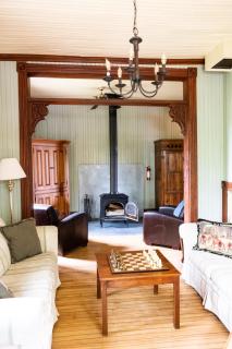 The Historic Post Office Le Bureau de Poste - 8