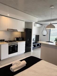 Sibaya's New Horizon Apartment in Coral Point - 1