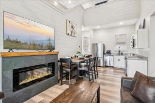 Smoky Shores Lakeview Cabin By Beyond Expectations - 5