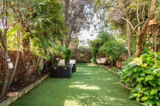 Stylish 3-Bed Home with Garden in Dollis Hill - 4