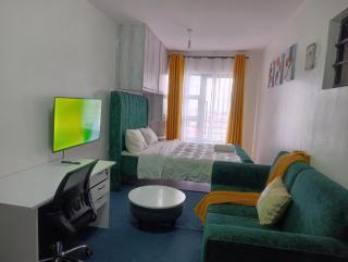 Luxe Studio Kinoo - 0