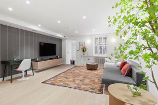 1 Bedroom Basement Flat in London - 0