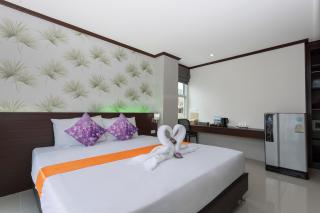 The Chic Patong Hotel - 6