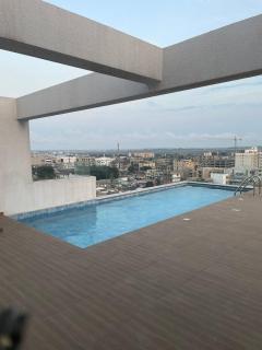 City Stay Two bedroom Apartment with Rooftop Pool - 2