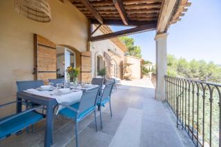 Lavish Villa First Floor near Aix with Pool, AC & Sainte-Victoire Views - Le Tholonet - 6