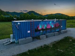Furnished Glamping Tent/River Access/2 Queen Beds - 5