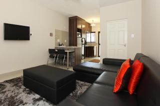 Hillside Executive Accommodation - 1