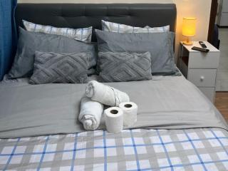 Bayfront Suite at The Radiance Manila Bay Near Airport, PICC, MOA, OKADA, Pet Friendly And Free Pool Access - 9