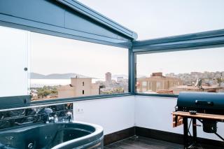 Sea View Flat w Terrace and Jacuzzi - 9