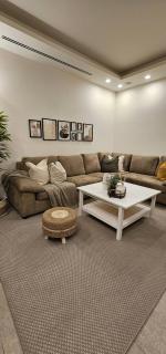 Luxury One Bed Room - Prime Location Near Malls - 1