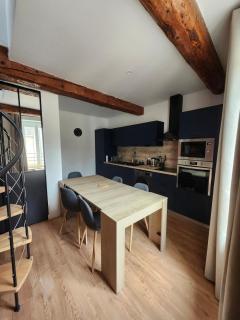 T3 Duplex with bike garage close - 4