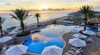 Modern Stay Pool Terrace BBQ Resort Amenities - 0