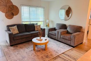 Beautiful home with large pool! Close to the beach! - 1